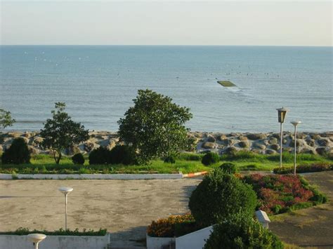 Sunil Mukhi's Iran 2003 Photos