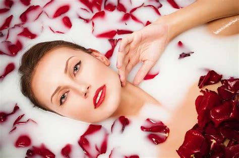 5 natural bath soak ideas to try | Femina.in