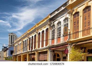 Two-Storey Shop Vector 的图像结果