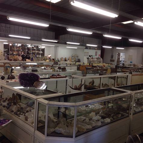 CONSOLIDATED ROCK & MINERAL SHOP - All You Need to Know BEFORE You Go ...
