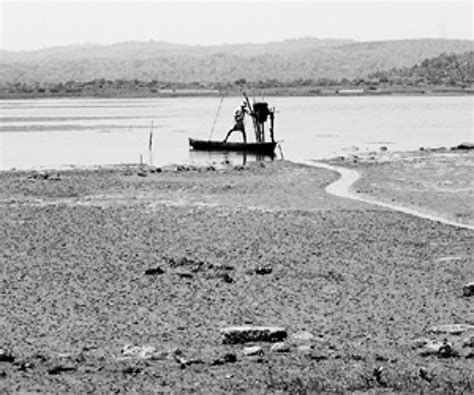 The cursed land of Nusikote