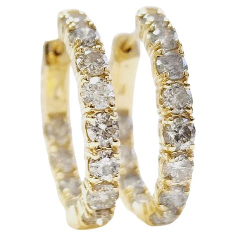 1.71 Carat Diamond Hoops Earrings 14 Karat Yellow Gold For Sale at 1stDibs