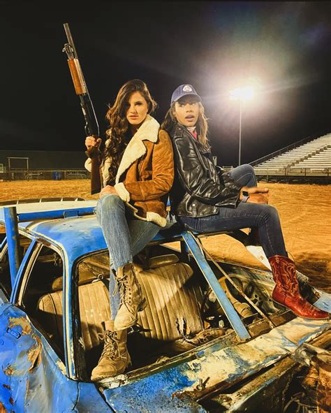 Alien Country Trailer 的图像结果