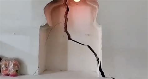 Residents Blame 'Pipeline Leak' as Cracks Appear on Aligarh Houses ...