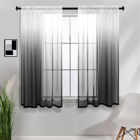 White Bathroom Window Coverings