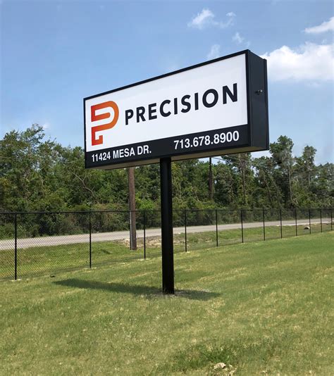 Design for Restaurant Sign 的图像结果