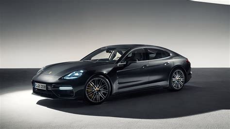 2022 Porsche Panamera Gts Wallpaper