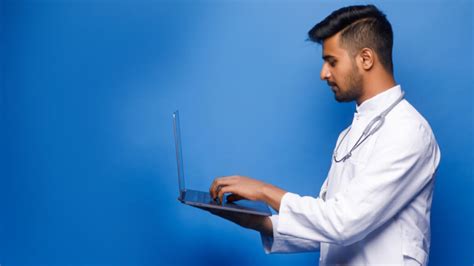 Upwork vs Freelancer in India: Compared and Reviewed [2021] - Wise