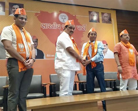 Gujarat businessman who barred his employees from doing AAP's publicity ...