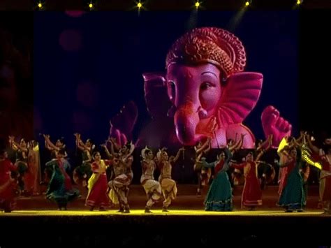 Largest convention center redeveloped at ₹2700 crore, 7 thousand people ...