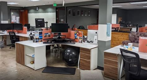 Rooftop Digital LLC Office Photos | Glassdoor