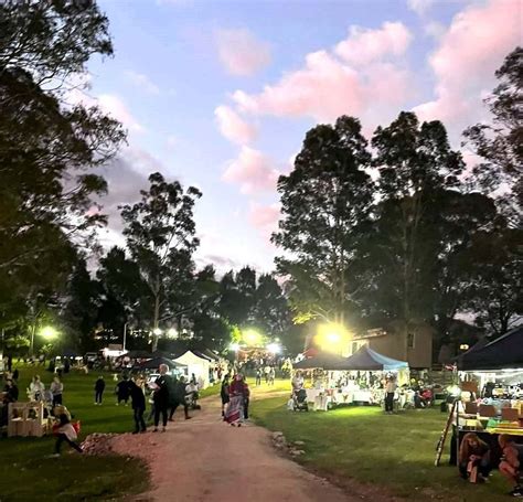 Twilight Christmas Market at The Australiana Pioneer Village ...