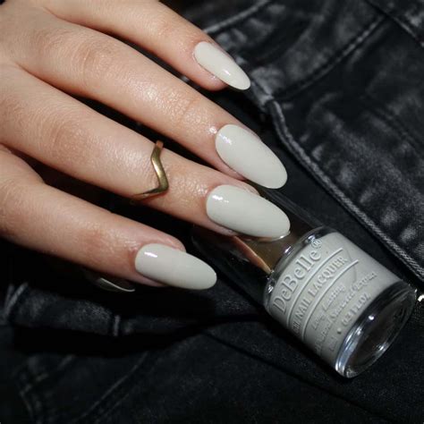 Buy DEBELLE MADEMOISELLE CLASSIC NUDES NAIL POLISH GIFT SET OF 3 LAURA ...