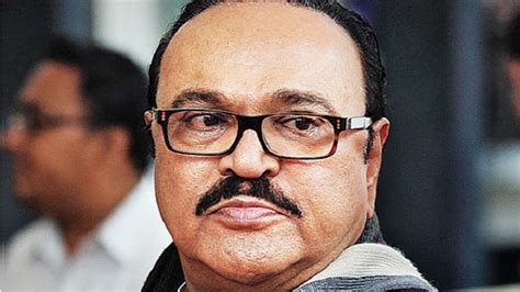 Action against doctor who fudged medical papers of NCP leader Chhagan ...