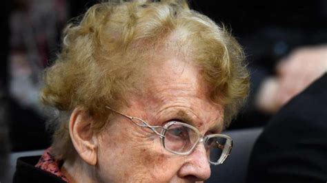 Angela Merkel Father 的图像结果