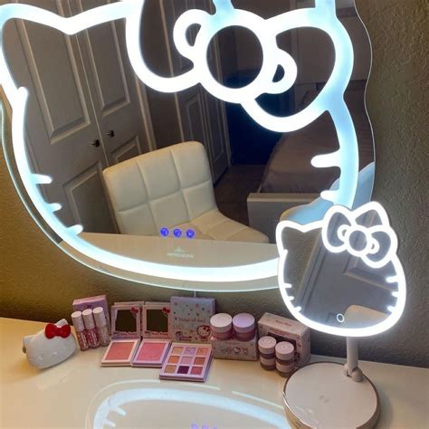 Hello Kitty LED Wall Mirror | Hello kitty rooms, Hello kitty bedroom ...