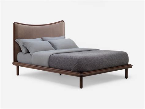 Carlton Bed – De La Espada | Papillon Interiors UK