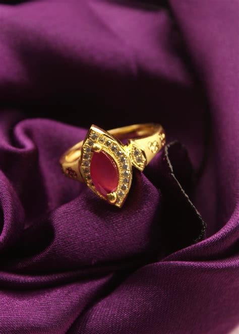 CLASSIC GOLD PLATED FINGER RING – Sonchafa