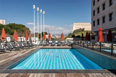 A beautiful accommodation - Review of New Hotel Of Marseille, Marseille ...