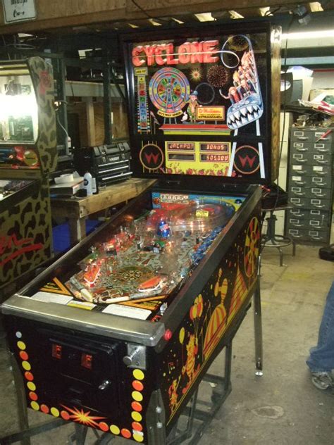 TNT Amusements 的图像结果