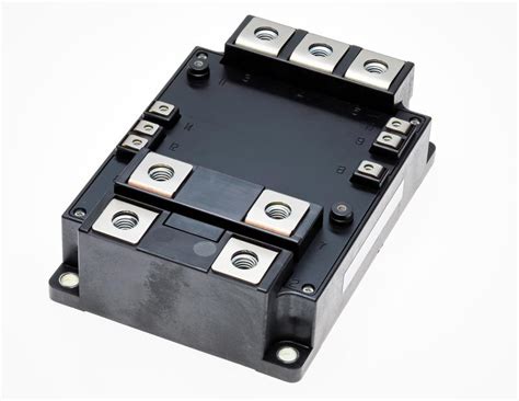IGBT module tackles photovoltaic applications - EDN