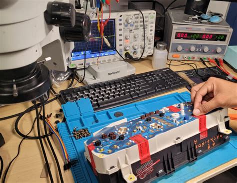 Instrument Cluster Repair Microscope 的图像结果