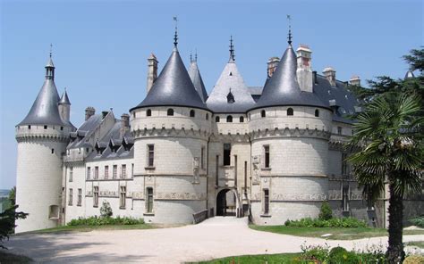 Châteaux of the Loire Valley HD Wallpaper | Background Image ...