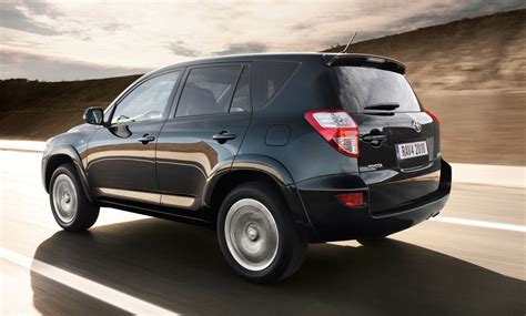 2010 Toyota RAV4 now offers better equipment at the same price