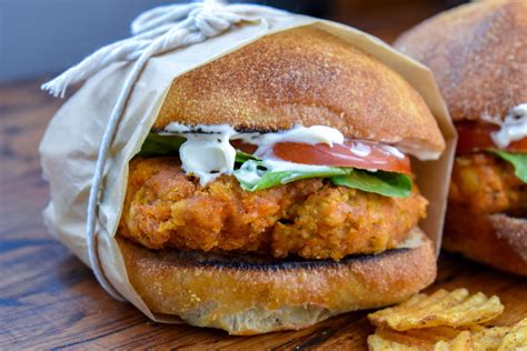 Vegan Wendy's Mock Spicy Chicken Sandwich w/ Meatfree Breaded Chicken ...