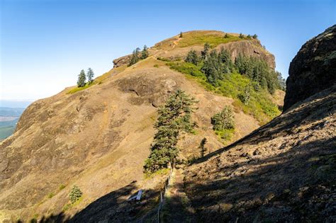 Hiking Saddle Mountain