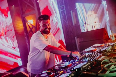 NOA - Official Noa Beach Club