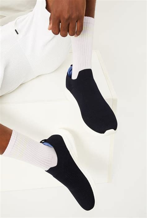 Buy Sport Shoes for Men in India at Best Price | Max Fashion