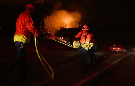 Evacuation ordered in Wrightwood as Bridge fire jumps in size to 46,727 ...