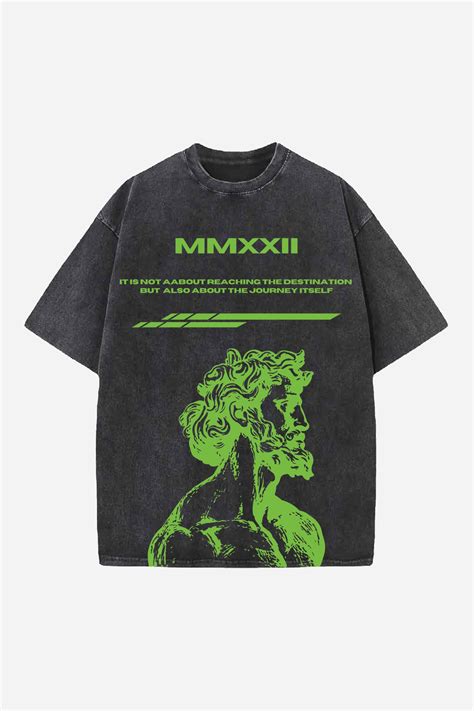 Triumphant Designed Vintage Oversized T-shirt – Hauntrex