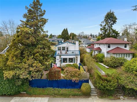 6807 Aurora Avenue N, Seattle, WA 98103 - See Est. Value, Schools & More