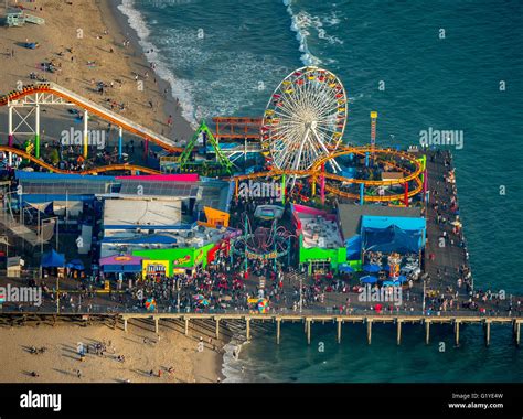 Pacific Ocean Park Pier Pacific Ocean Park At The Santa Monica Pier In