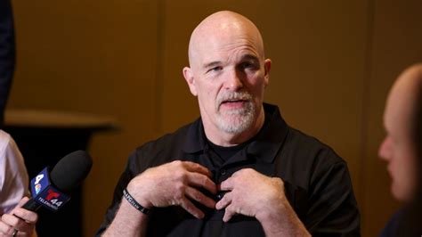 What Commanders coach Dan Quinn wants in a quarterback - ESPN