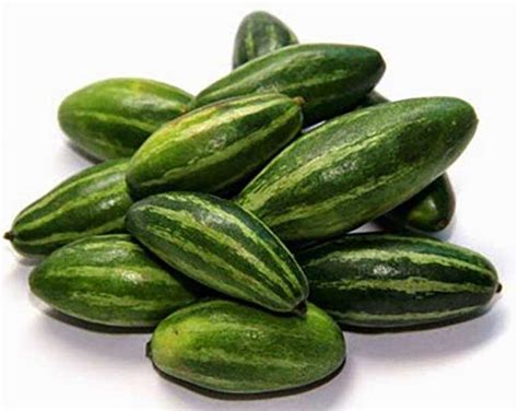 बारिश के मौसम में खाएं ये फल और सब्ज़ियां