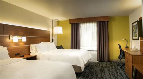 HOLIDAY INN EXPRESS & SUITES WAUSAU BY IHG (Weston) - Hotel Reviews ...