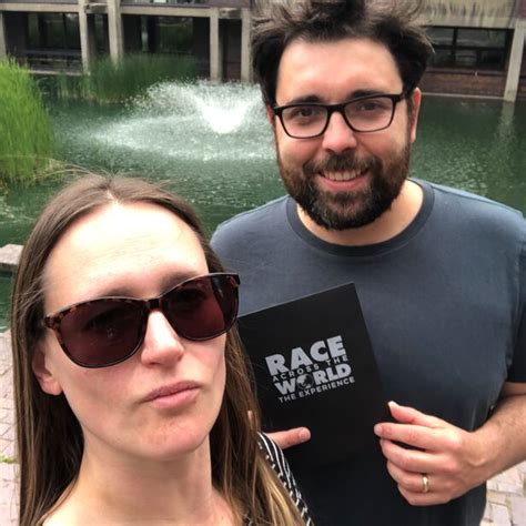 Across the World 的图像结果