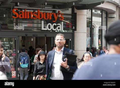 Sainsbury's Local Store 的图像结果
