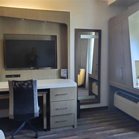 COURTYARD BY MARRIOTT KNOXVILLE WEST/BEARDEN - Prices & Hotel Reviews (TN)