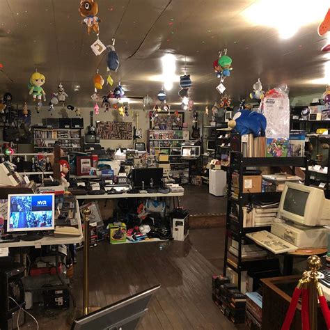 MR ROBOT SHOP - MUSEUM (2025) All You Need to Know BEFORE You Go (with ...