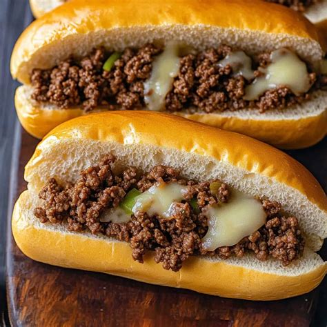 30-Minute Cheesy Ground Beef Sandwich - chefmelt