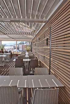 rivestimento listelli legno stabilimenti balneari a cannes francia rivestimento con rivestimento listelli legno stabilimenti balneari a cannes francia rivestimento con
