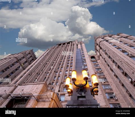 Ministry of Foreign Affairs of the Russian Federation, Smolenskaya ...