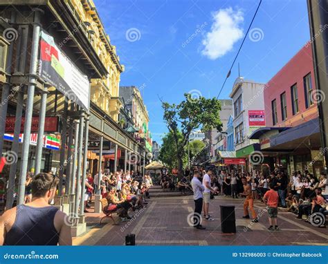 Local People in Welling 的图像结果
