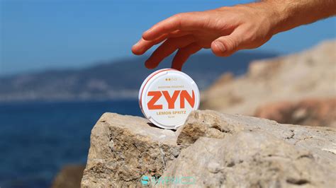 How to use ZYN Nicotine Pouches [Complete Guide] - Swenico
