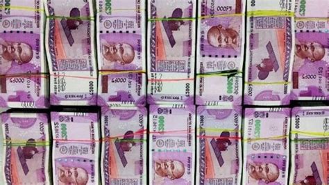 ચાલુ નાણાકીય વર્ષમાં રૂપિયામાં એક દિવસનો સૌથી મોટો ઘટાડો, સ્થાનિક ચલણ ...