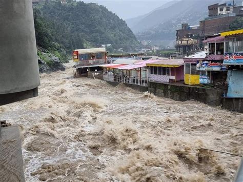 Pakistan: Four swept away in floods after heavy rains hit Islamabad and ...